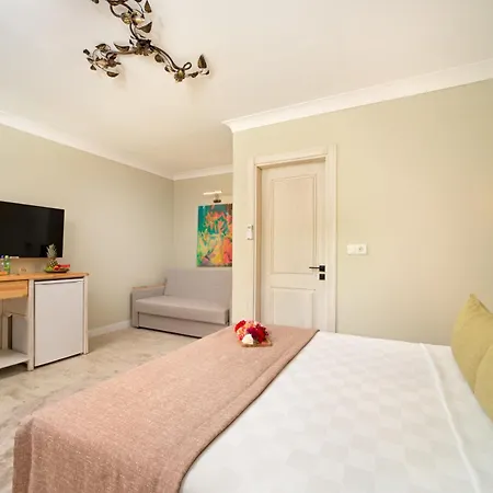 Orange Garden * Akyaka