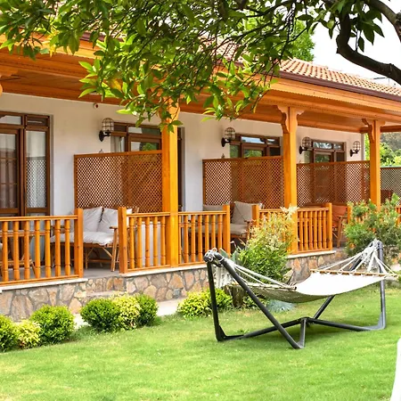 Orange Garden Hotell *