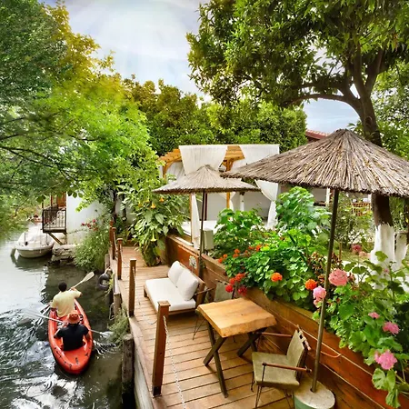 Otel Orange Garden *