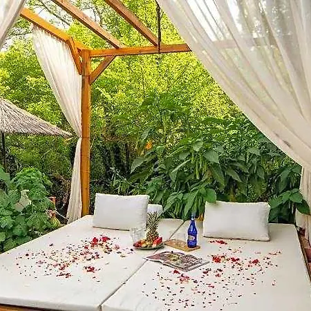 Orange Garden Hotel